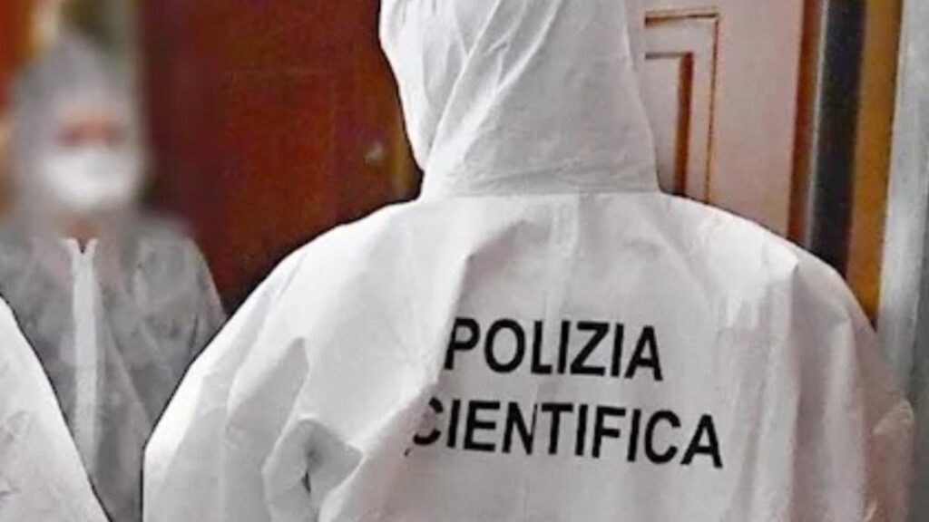 si-licenzia-e-torna-a-vivere-dai-genitori:-trovano-la-madre-morta-e-il-padre-in-fin-di-vita