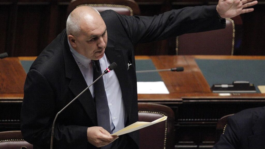 fratelli-burocrati-|-crosetto-da-il-via-alla-stagione-delle-nomine-nella-macchina-pubblica:-a-casa-i-dirigenti-non-allineati-–-linkiesta.it