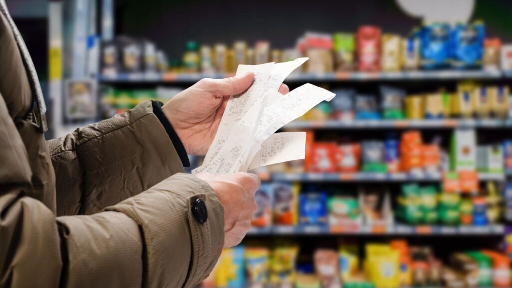 a-gennaio-il-pil-scende-del-0,7%.-calano-i-consumi-nell