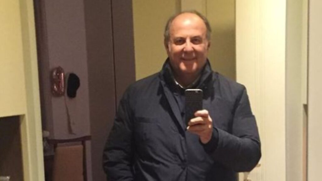 gerry-scotti-e-l'altro-uomo-che-vive-in-casa-con-lui:-nessuno-sapeva