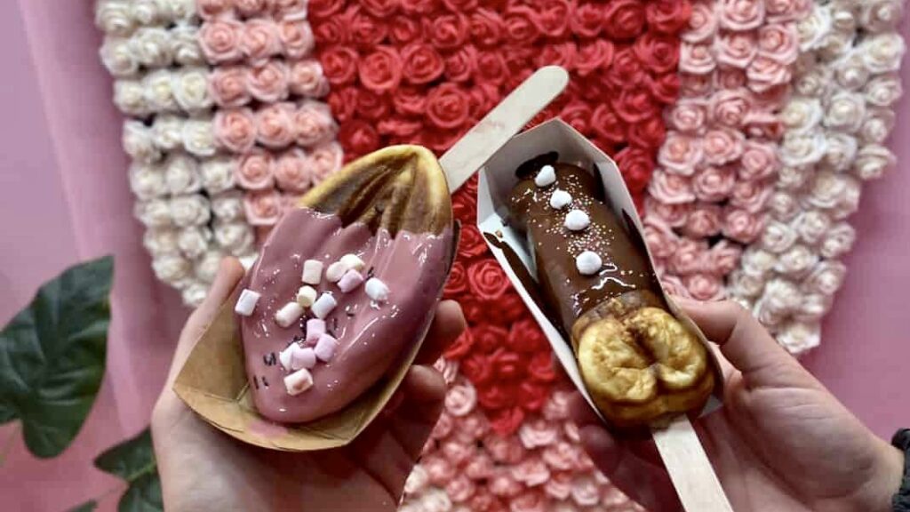 napoli:-chi-ha-paura-di-mr-dick?-polemiche-per-i-dolci-fallici