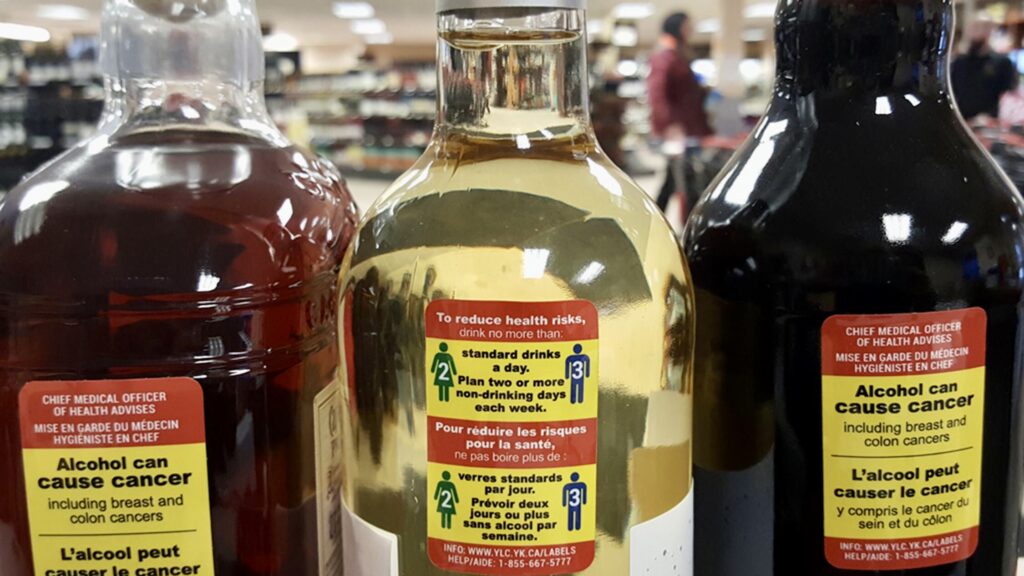 il-vino-fa-male-alla-salute-ma-niente-etichette-terroristiche