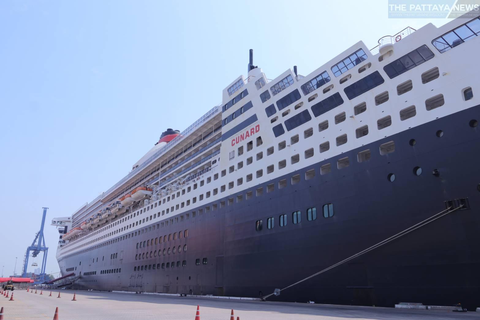more-than-2,000-tourists-on-cruise-ship-arrive-in-sri-racha-–-the-pattaya-news