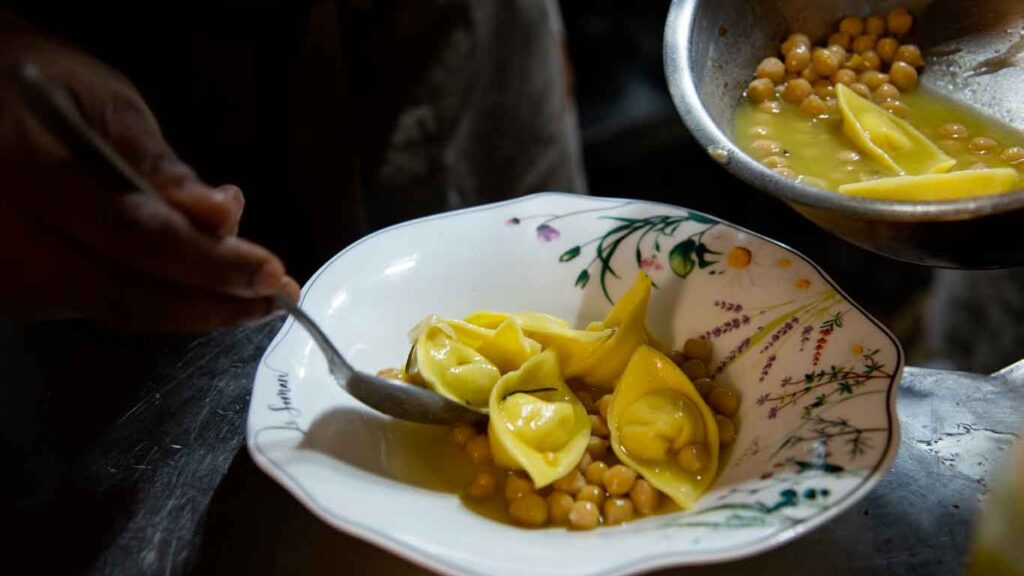 li-somari,-trattoria-a-tivoli-che-nasconde-un-ristorante-fuori-roma
