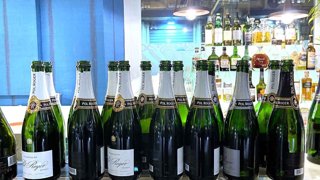 non-dire-al-pescatore-quanto-e-buono-il-pesce-con-lo-champagne