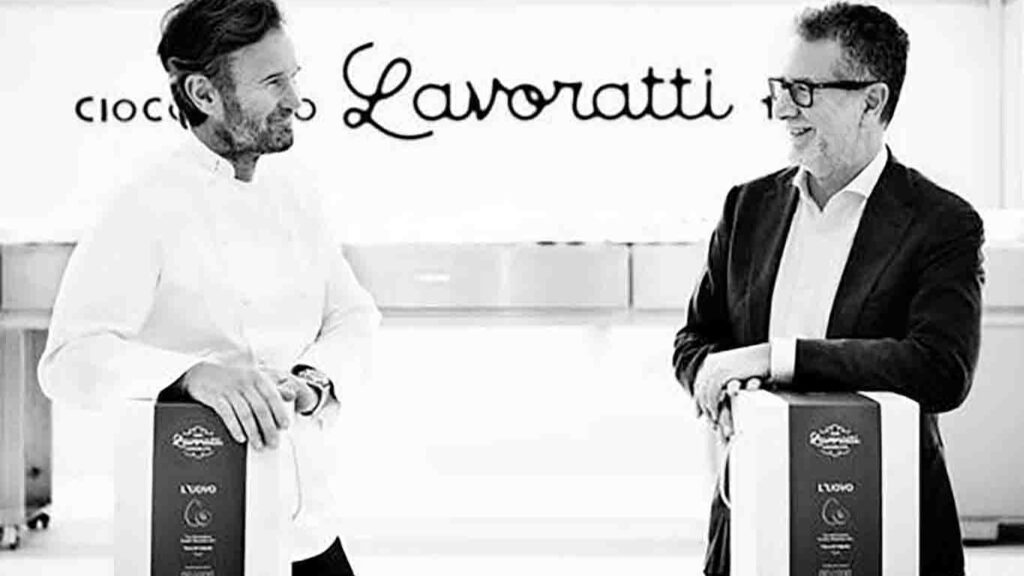 carlo-cracco-fa-l'uovo-di-pasqua-a-fabio-fazio.-prezzo-di-60-e