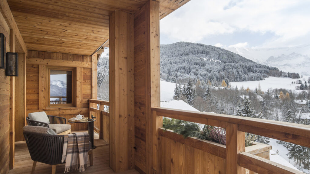 inside-the-elusive-snowy-enclave-of-four-seasons-hotel-megeve –-review