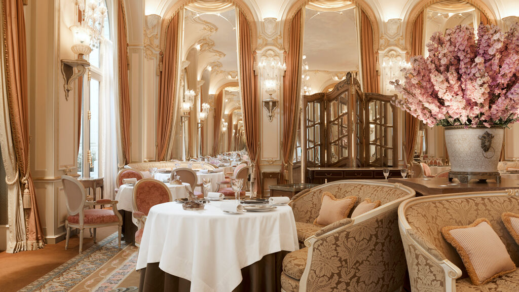 the-best-hotels-in-paris-to-fall-in-love-with