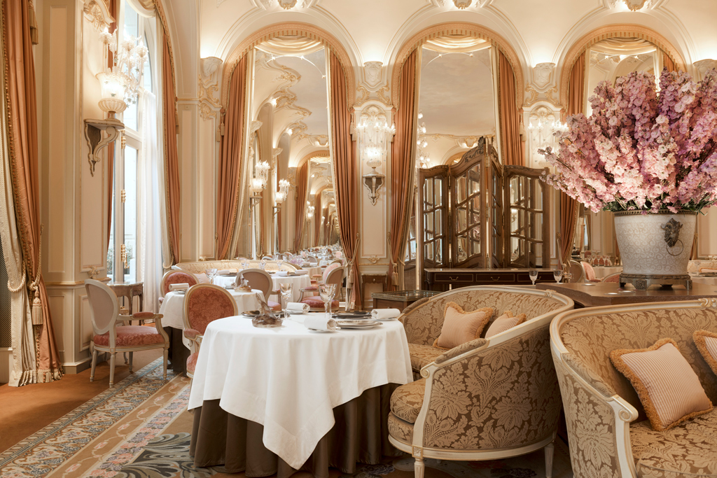 the-best-hotels-in-paris-to-fall-in-love-with