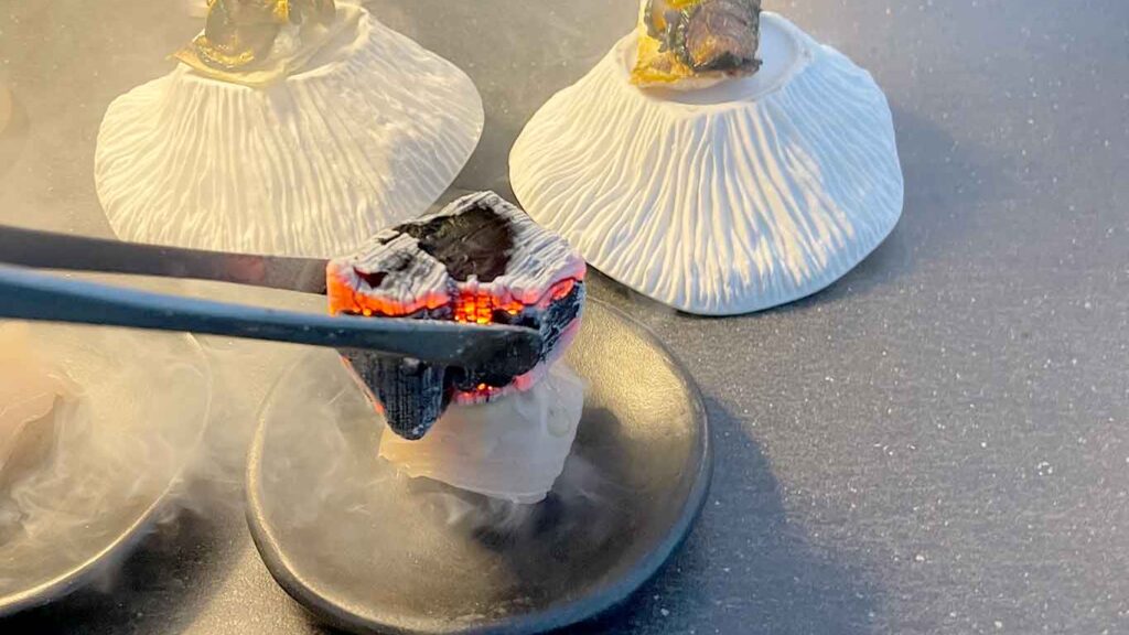 fuoco-a-villadorata,-il-menu-del-ritorno-alle-origini-di-viviana-varese-a-noto