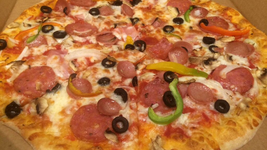 domino’s-pizza-ha-chiuso-in-italia:-storia-di-un-amore-mai-sbocciato