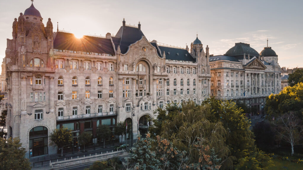 hotel-review:-four-seasons-gresham-palace,-budapest