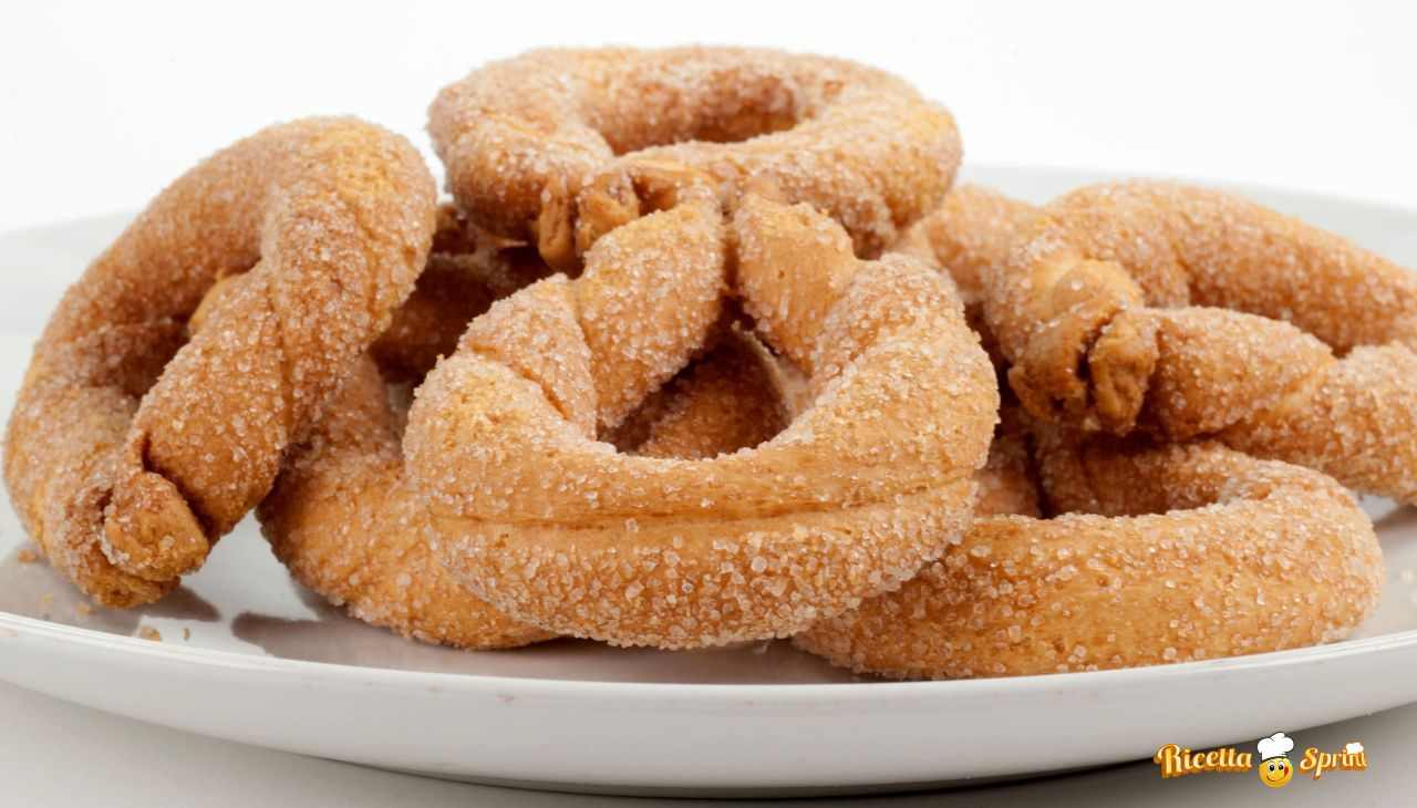 torcetti-croccantissimi-al-burro-la-ricetta-delle-nonne