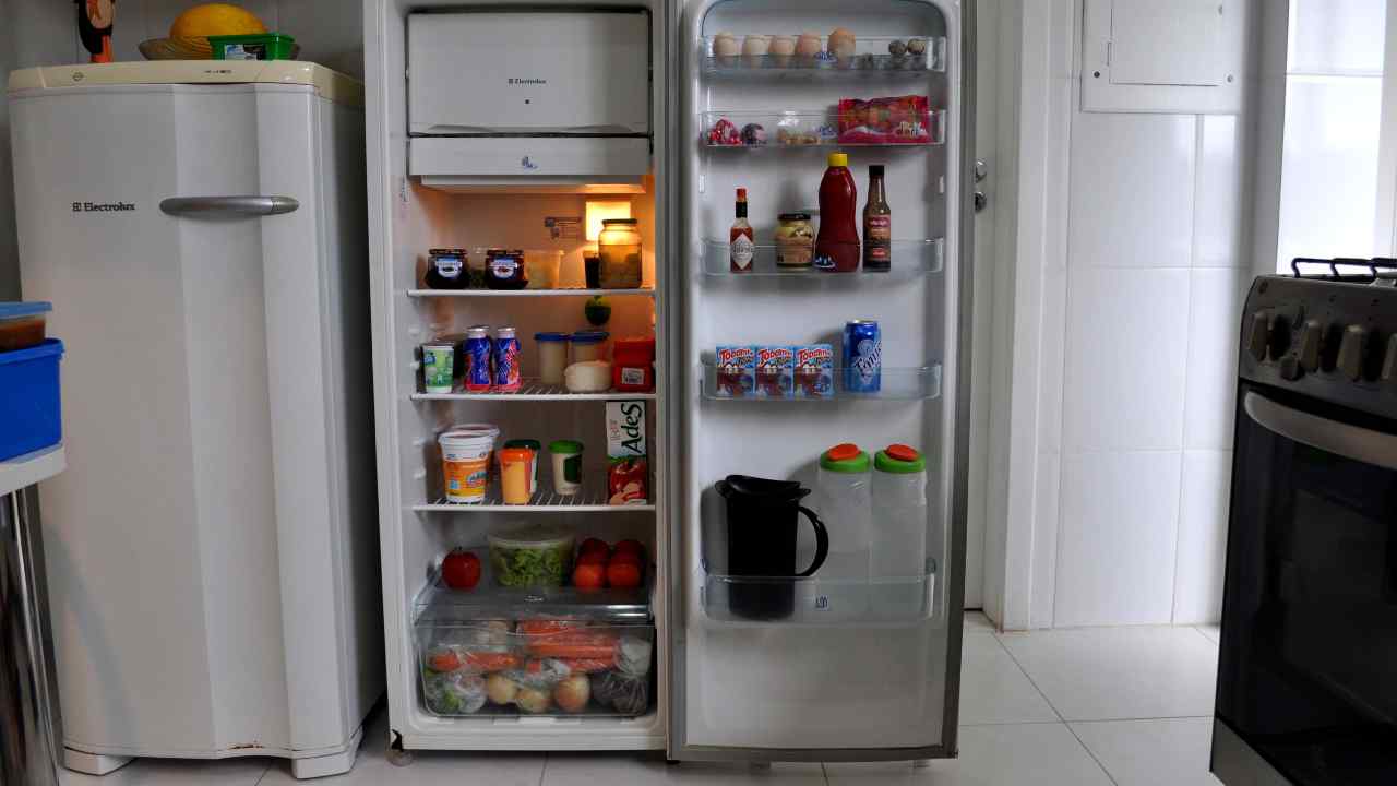 frigorifero:-la-manutenzione-che-devi-fare-per-risparmiare
