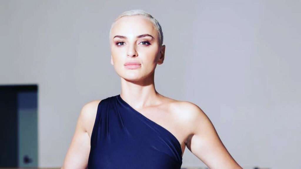 arisa-dove-sei?-l'assenza-dai-social-preoccupa-i-fan-dopo-l'operazione-chirurgica