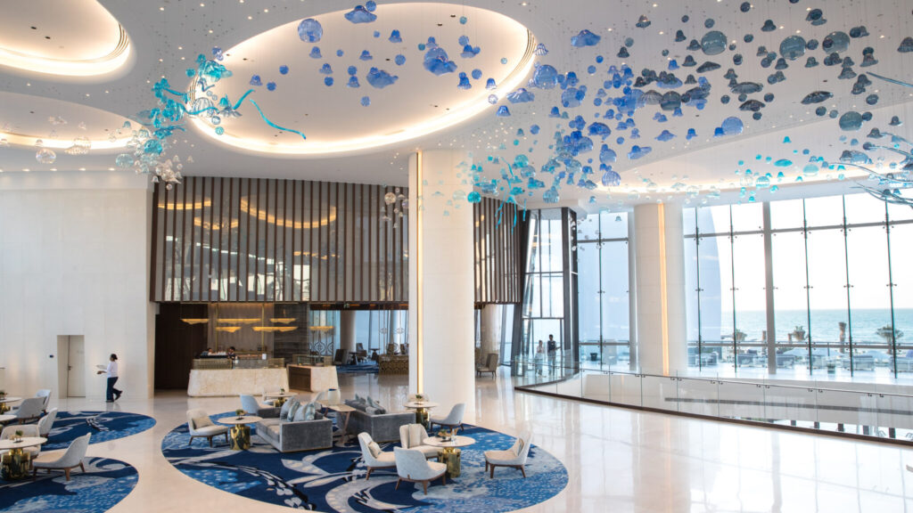 jumeirah-saadiyat-island-resort-welcomes-visitors