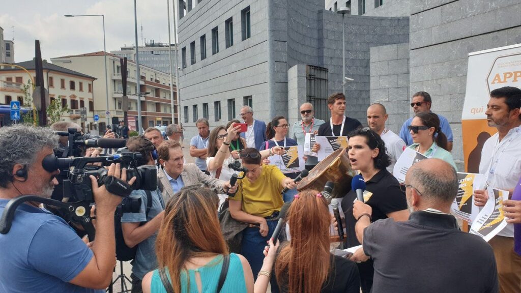 a-padova-gli-esercenti-scendono-in-piazza:-“non-c