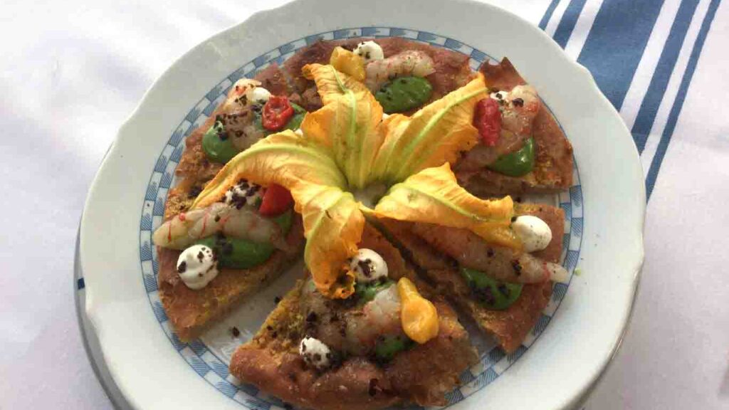 pizza-santa-margherita-di-cracco,-molto-buona-ma-costa-45-e