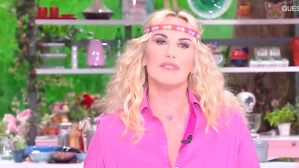 e-sempre-mezzogiorno,-l'incredibile-gaffe-in-diretta-di-antonella-clerici