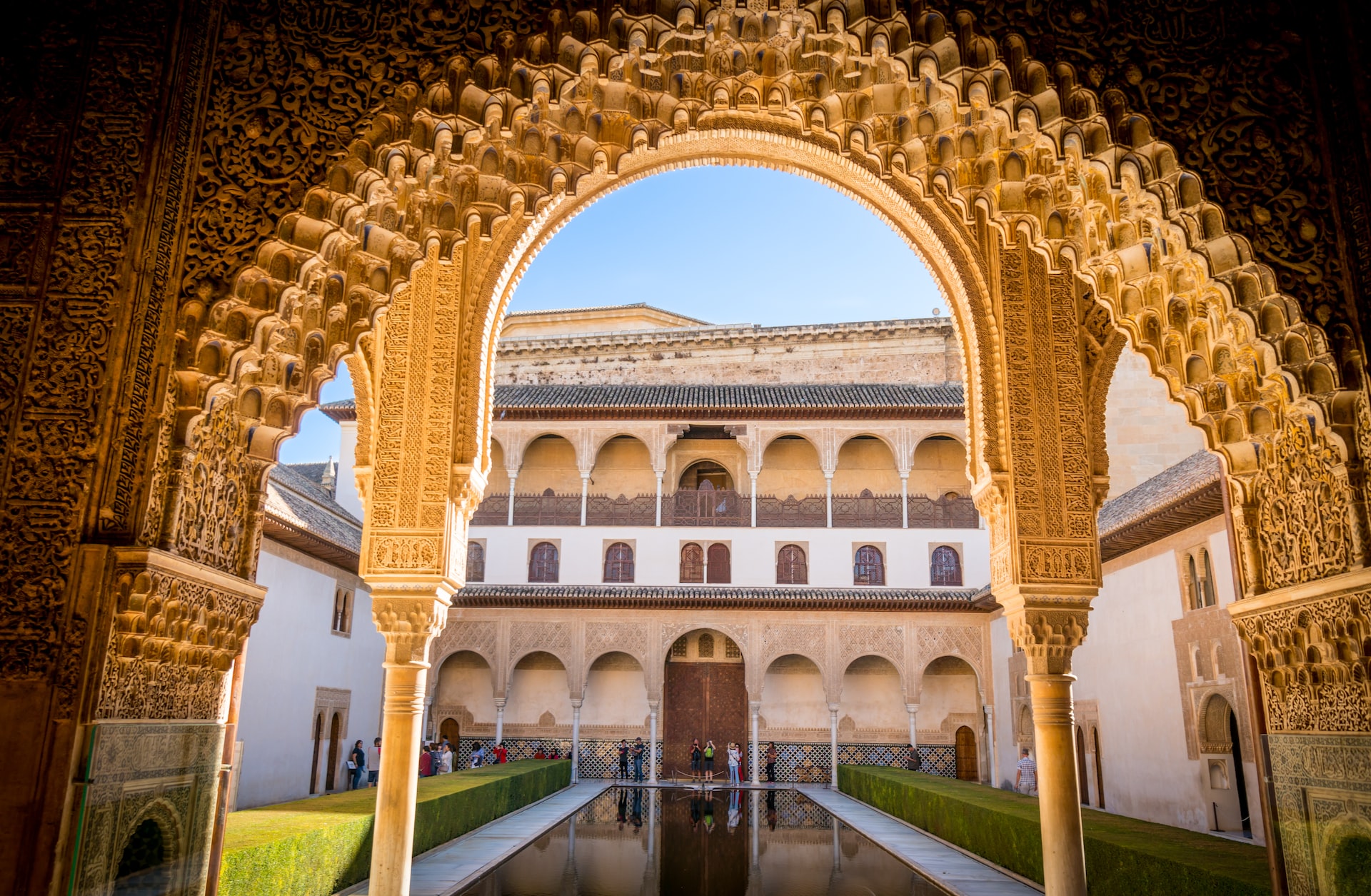 palazzo-dell’alhambra:-la-gemma-di-granada,-spagna-|-viaggiamo