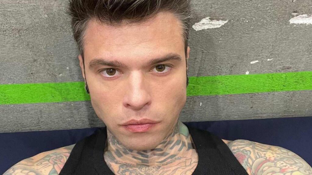 fedez-racconta-il-momento-piu-triste-della-sua-vita.-ha-passato-l'inferno:-le-sue-parole