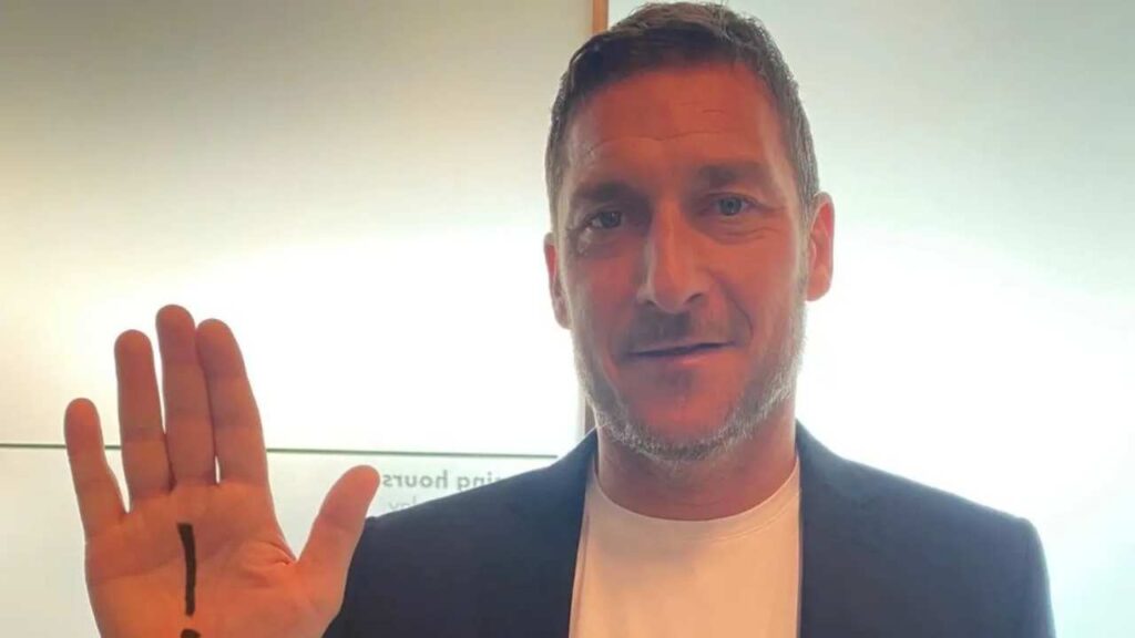tutti-i-tradimenti-di-totti:-parla-corona
