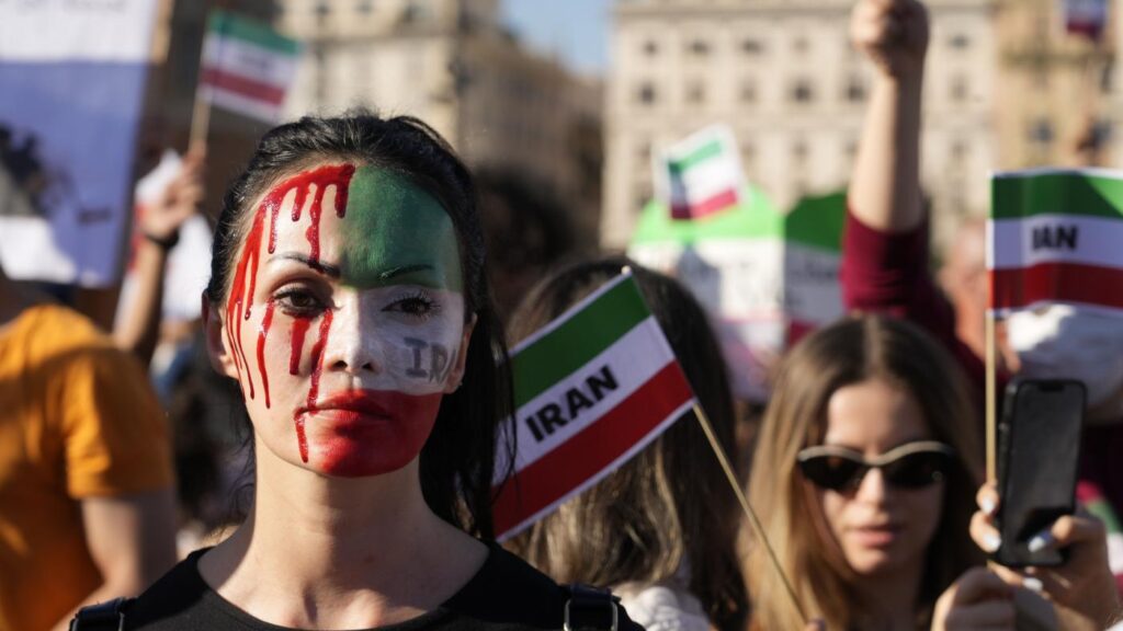 teheran-e-lontana-|-la-distanza-di-destra-e-sinistra-dalla-rivoluzione-iraniana-e-un-presagio-di-sventura-per-l’italia-–-linkiesta.it