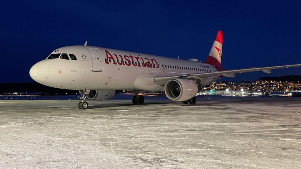 austrian-airlines-took-off-for-the-first-time-to-tromso